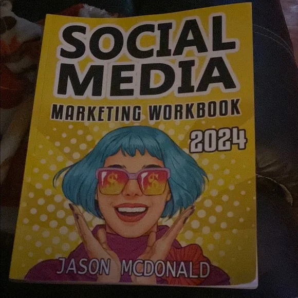 Social Media Marketing Workbook 2024 - Picture 1 of 1